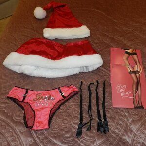 🎅🎄Victoria's Secret Sexy Little Things Santa Baby Skirt Hat Panty Set Red 🎁🎅